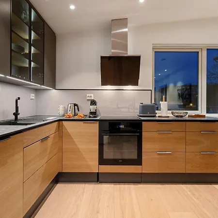 Arctic Luxury I Free Parking