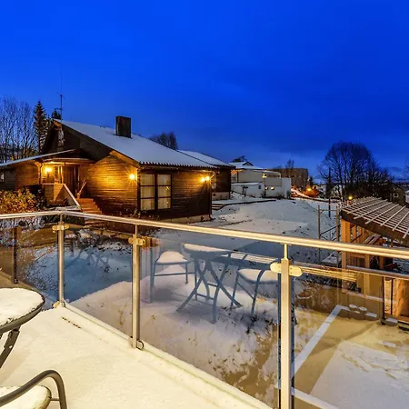 Arctic Luxury I Free Parking Villa