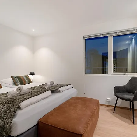 Arctic Luxury I Free Parking *